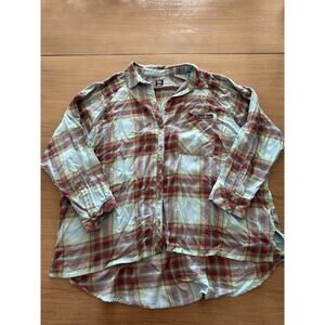 Urban Outfitters BDG light red plaid long sleeve flannel Size M